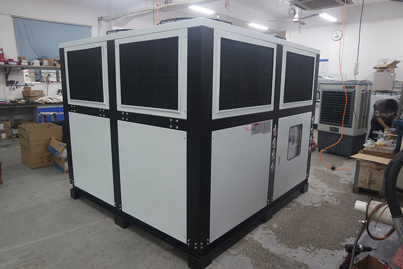 Air-cooled Chiller and Industrial Air Conditioner: The Powerhouse of Efficient Cooling