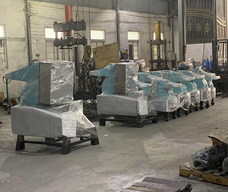 Small vs. Large Plastic Shredders: How Plastic Processing Plants Choose the Right Model Based on Capacity